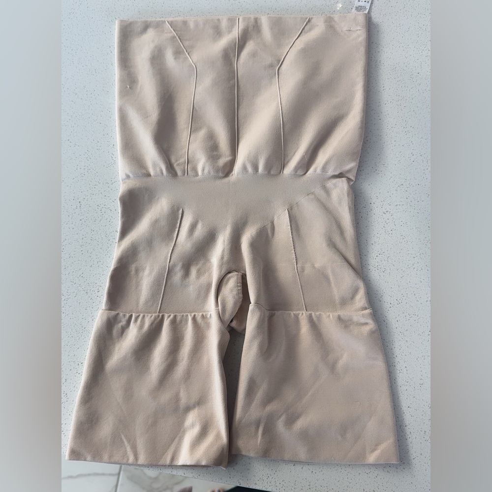 Spanx, love your assets Beige Shapewear Shorts